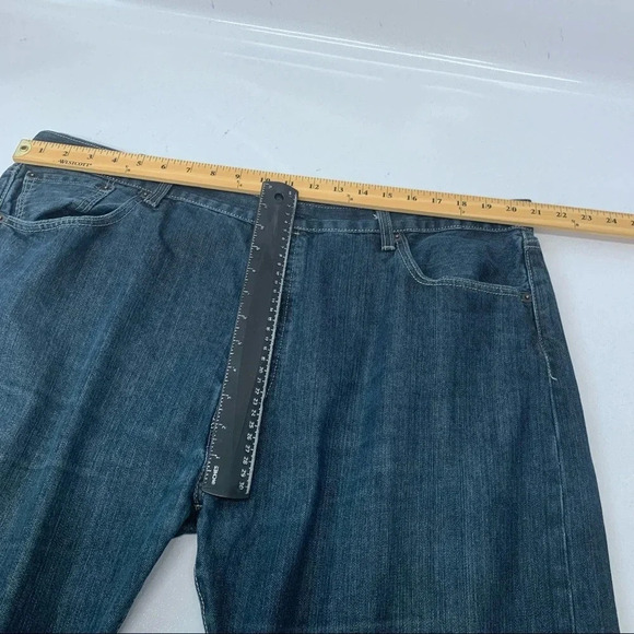 Levis 501 Mens Jeans Size 42X32 Straight Leg Blue Dark Wash Cotton Casual - Picture 8 of 9
